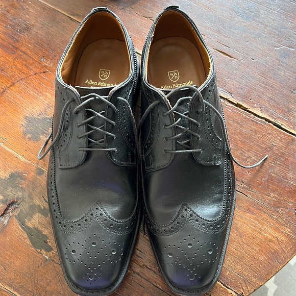Allen Edmonds Shoes Black Allen Edmonds Leiden D Poshmark